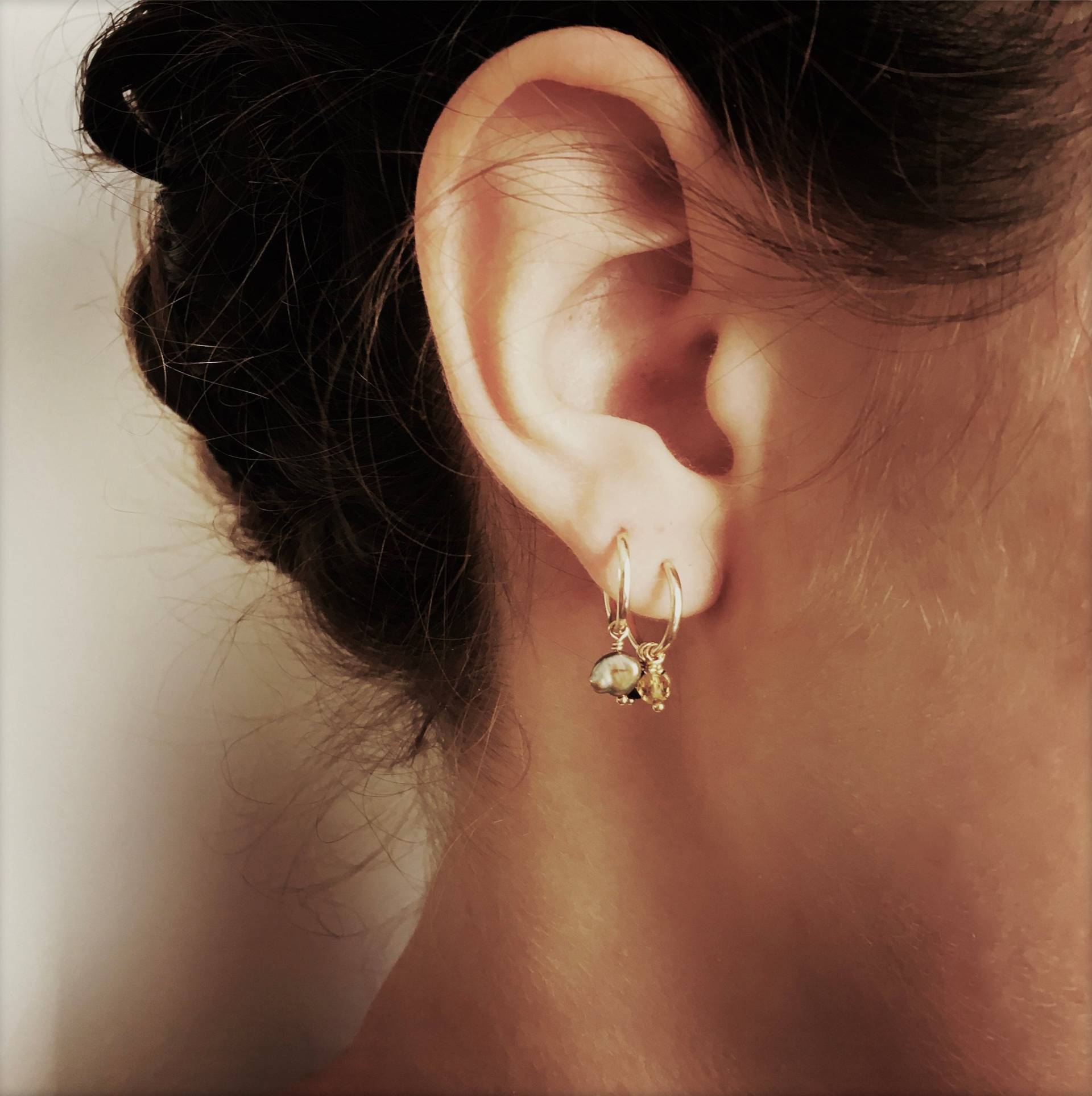 Mini Creole, Kleiner Creolenring, 14 Karat Gold Gefüllt, Vergoldet, Infinity Feine Steine, 12mm, Ohrring, Einzeln Verkauft Mini Creole, Kleiner Creolenring, 14 Karat Gold Gefüllt, Vergoldet, Infinity Feine Steine, 12mm, Ohrring, Einzeln Verkauft von LouiseValentinBijoux