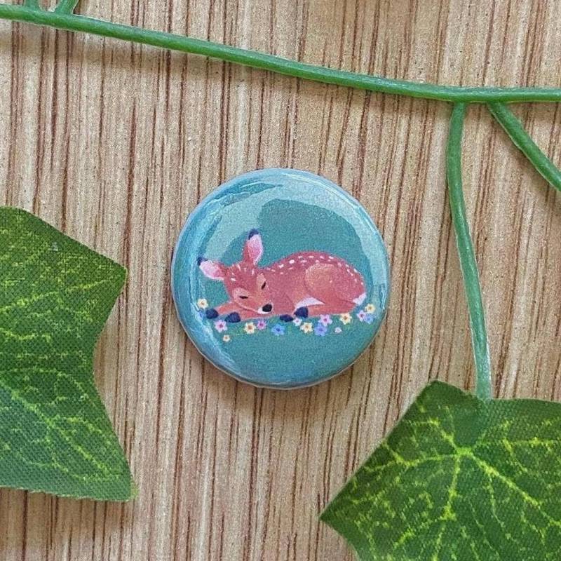 Vintage Sleeping Fawn Deer Button Pin | 25 Mm 1" Pinback Buttons Cottagecore Jewelry Vintage Sleeping Fawn Deer Button Pin | 25 Mm 1" Pinback Buttons Cottagecore Jewelry von Louisenkind