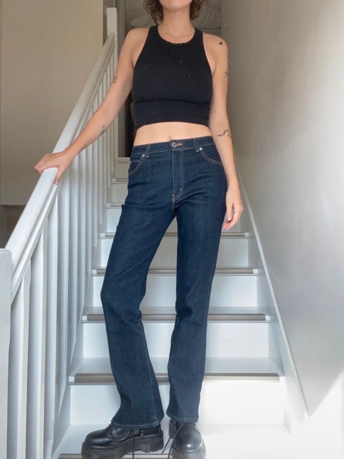 Gerade Dunkelblaue Vintage Jeans Denim Y2K 2000Er Jahre Gerades Bein Blau Mittlere Taille von LouisonStudio