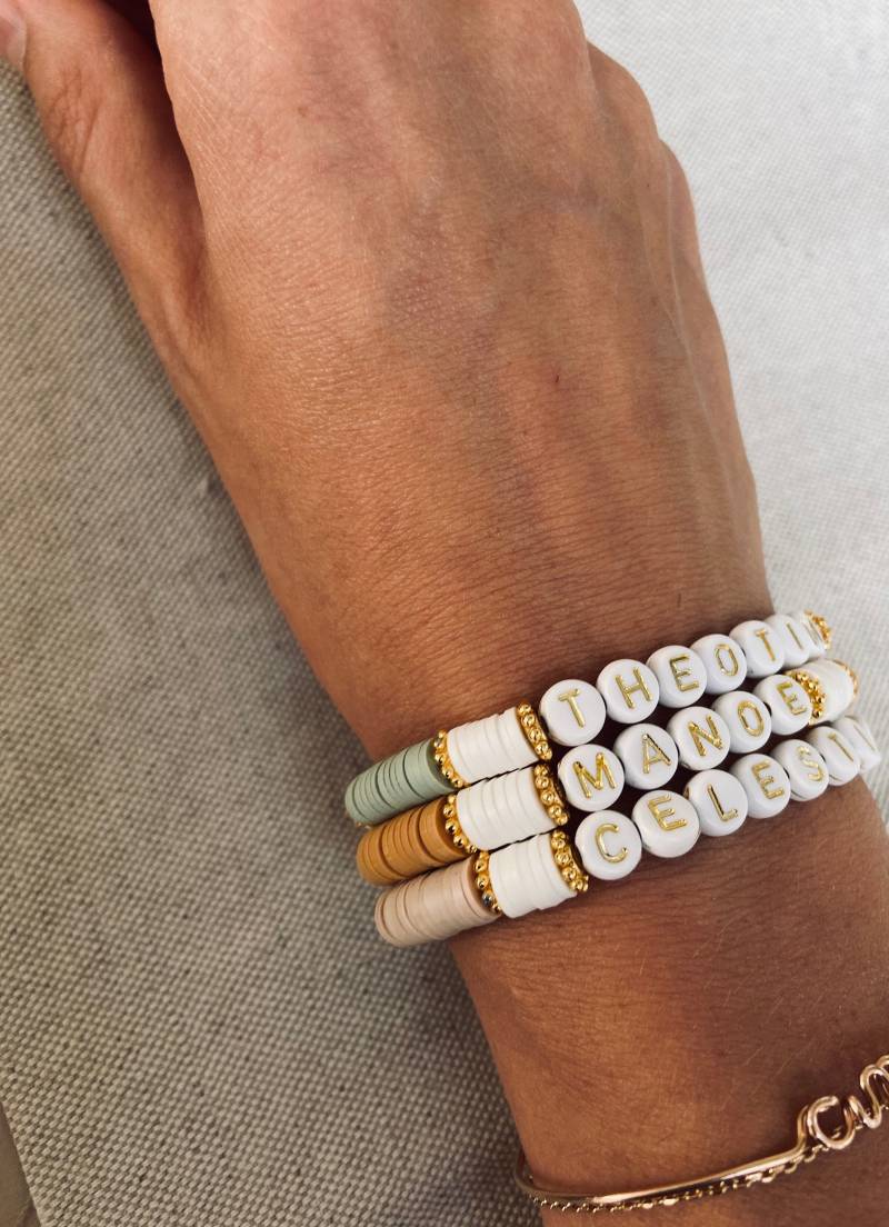 Personalisiertes Heishi-Perlenarmband Personalisiertes Heishi-Perlenarmband von Loujos