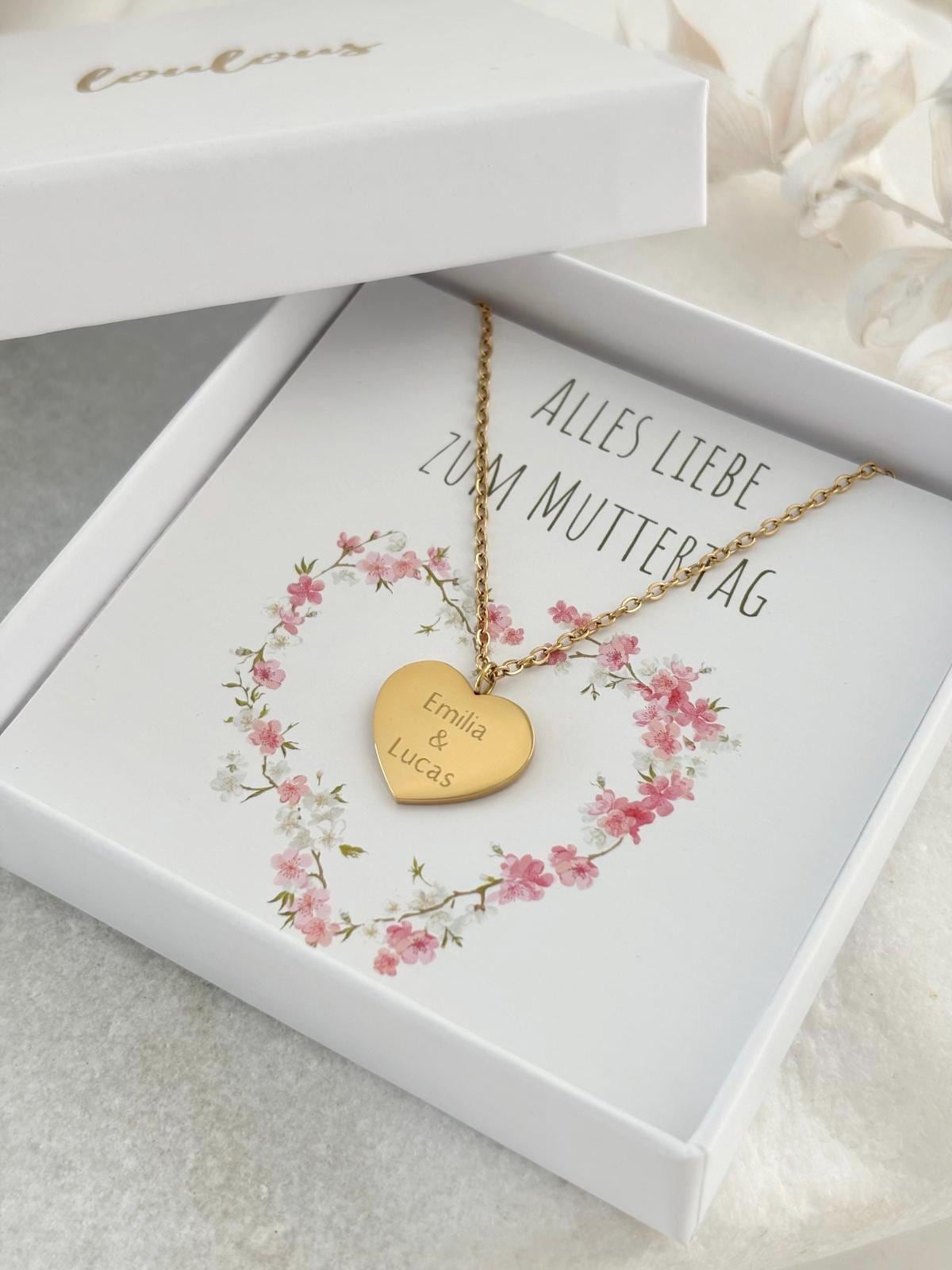 Personalisierte Herzkette Aus Edelstahl | Mit Graviertem Plättchen| Herzanhänger Muttertag Geburtsblumenkette Personalisiert von LoulousWithLove