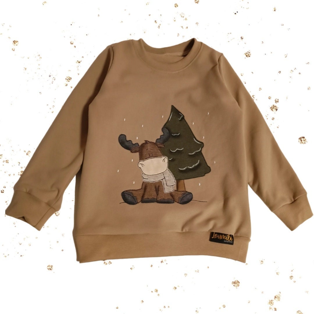 Bio Sweater | Elch Mit Tannenbaum Versch. Farben Ab Gr. 68 Bio Sweater | Elch Mit Tannenbaum Versch. Farben Ab Gr. 68 von LoumibiHandmade