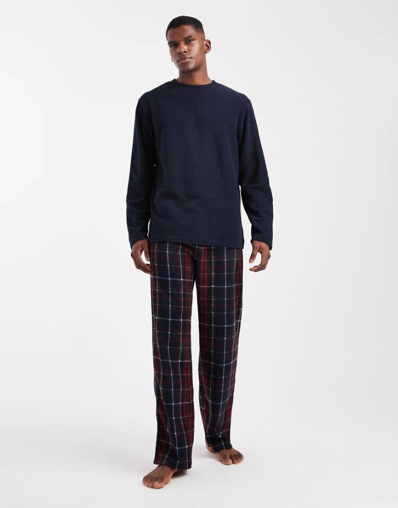 Loungeable - Herren-Pyjama-Set mit Fleece-Hose in Marineblau kariert von Loungeable
