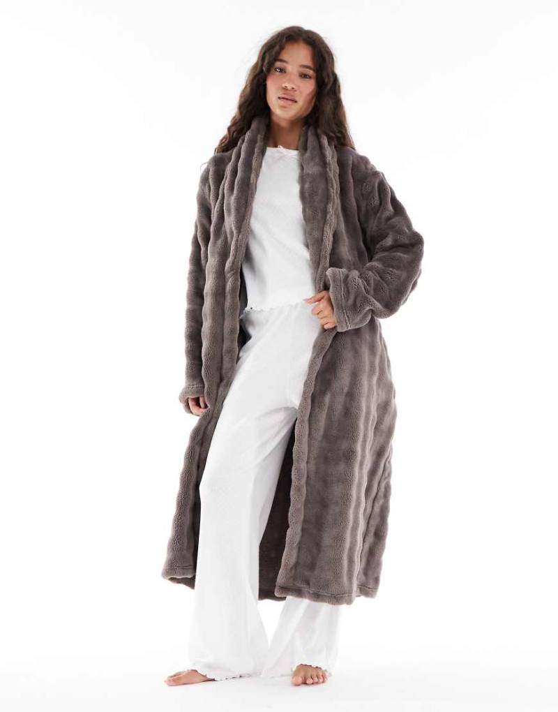 Loungeable - Midi-Bademantel aus Fleece in Mokka mit Schalkragen-Brown Loungeable - Midi-Bademantel aus Fleece in Mokka mit Schalkragen-Brown von Loungeable