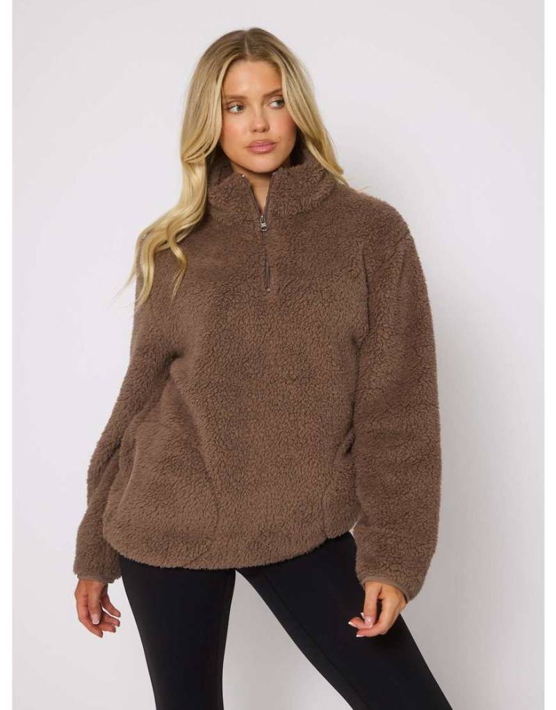 Loungeable - Pullover aus Teddyfell in Mokkabraun mit kurzem Reißverschluss und Taschen-Brown von Loungeable