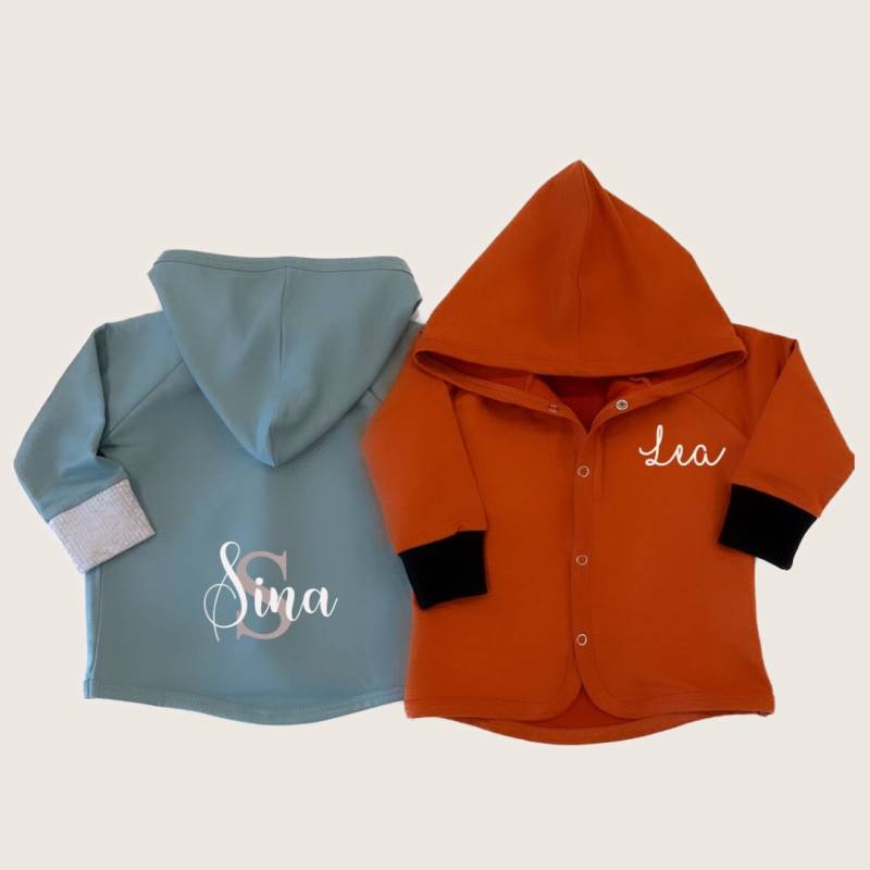 Personalisierte Kinderjacke | Jacke Für Babys Und Kinder Verschiedene Farben Wunschname Unisex Mit Name von LounisShop