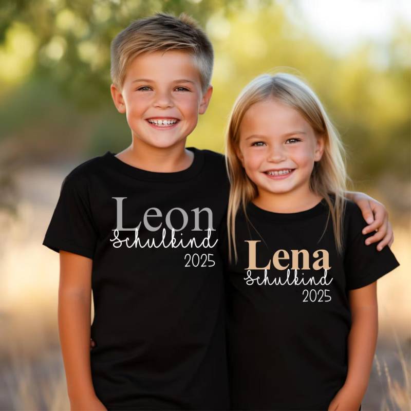 Personalisiertes T-Shirt Schulkind 2025 | Einschulung Geschenk Shirt Erster Schultag Kinder Mit Name Schuli von LounisShop