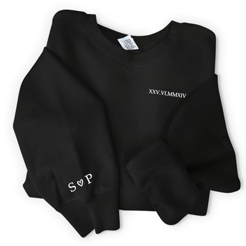 Love Faith Wir Zwei Paar Sweater schwarz - Personalisierter Sweater mit individuellem Datum und Initialen - Größe 2XL - bedruckter Pullover Jahrestag oder Geburtstag von Love Faith