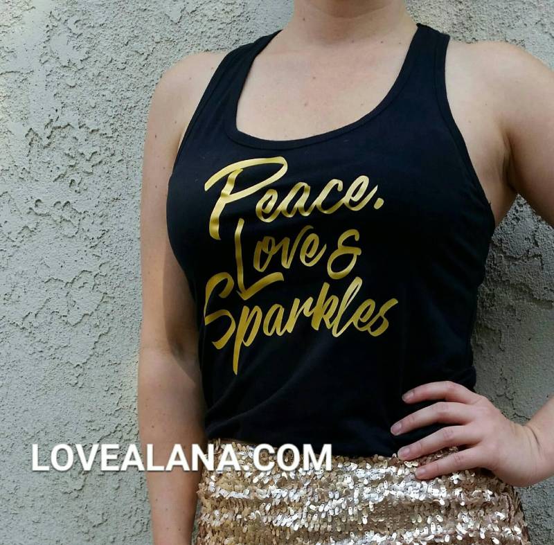 Must Go - Frieden, Liebe & Funkeln Gold Stretch Tank Top, Racerback Ein Original Von Love, Alana von LoveAlanaSparkle