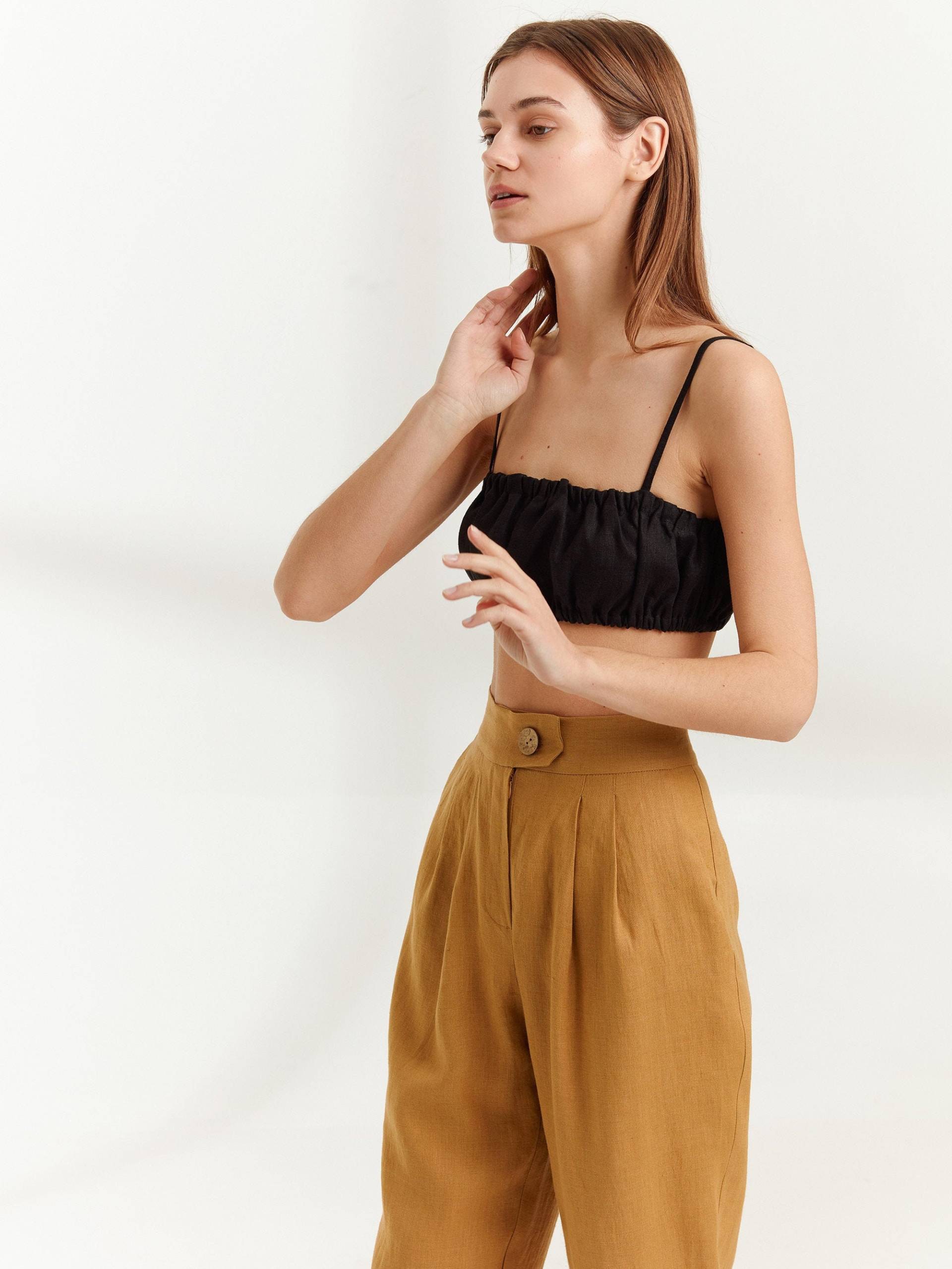 Cleo Leinen Bralette/Crop Top in Schwarz von LoveAndConfuse