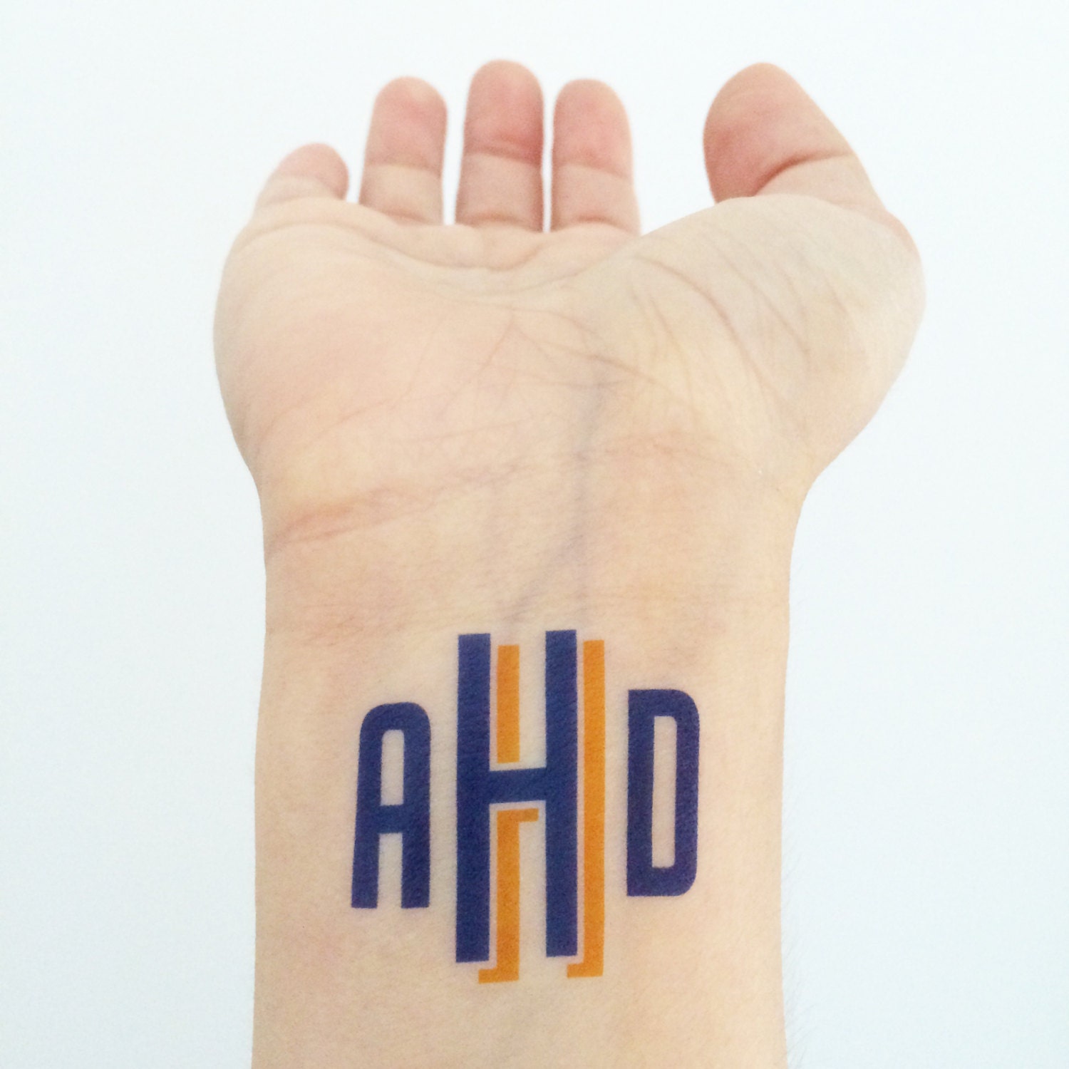 15 Temporäre Tattoos - Monogramm 15 Temporäre Tattoos - Monogramm von LoveAndLion