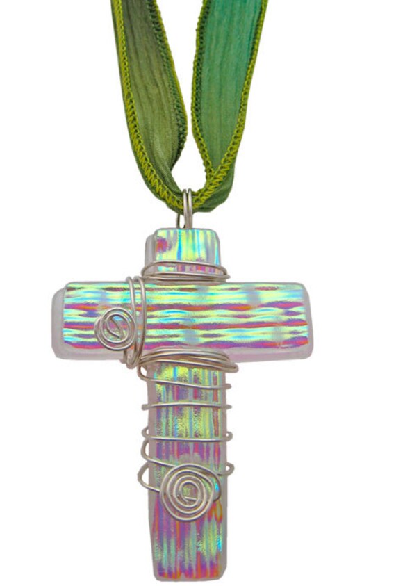 Geschmolzenes Glas Pet Schmuck ~ Kreuz Gedenkanhänger Grün Geschmolzenes Glas Pet Schmuck ~ Kreuz Gedenkanhänger Grün von LoveAshesMemorials
