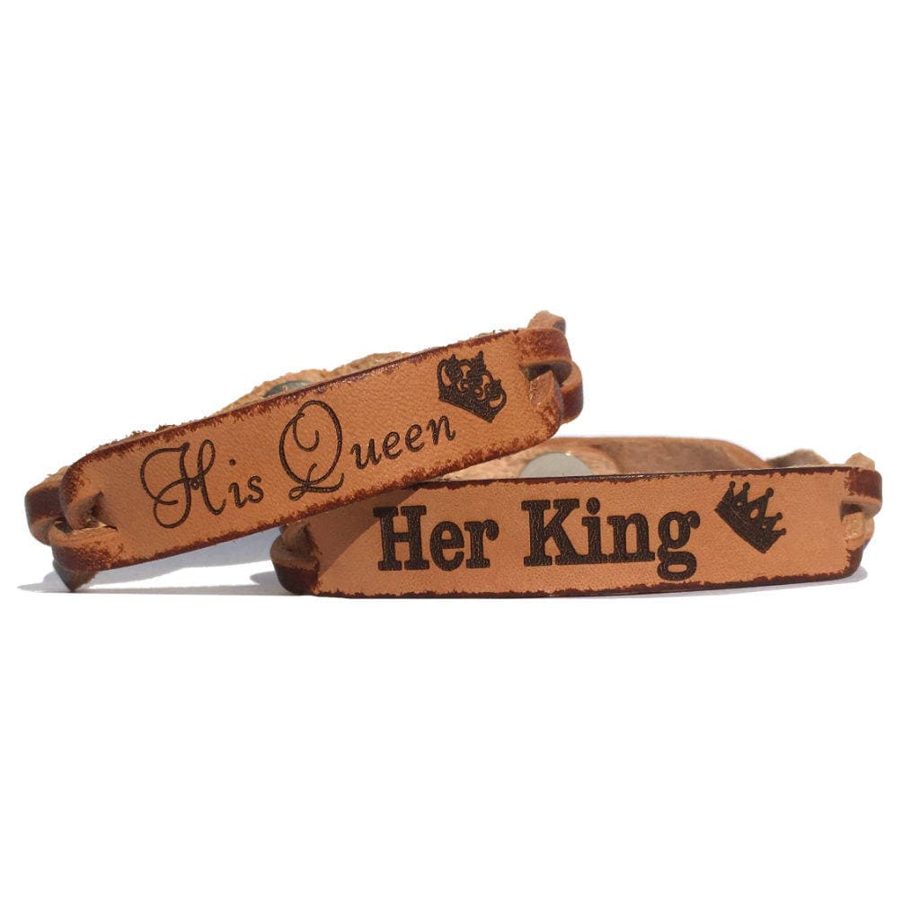 Ihr König Seine Königin Leder Gravierte Geflochtene Paare Armband Set Ihr König Seine Königin Leder Gravierte Geflochtene Paare Armband Set von LoveChirpGifts