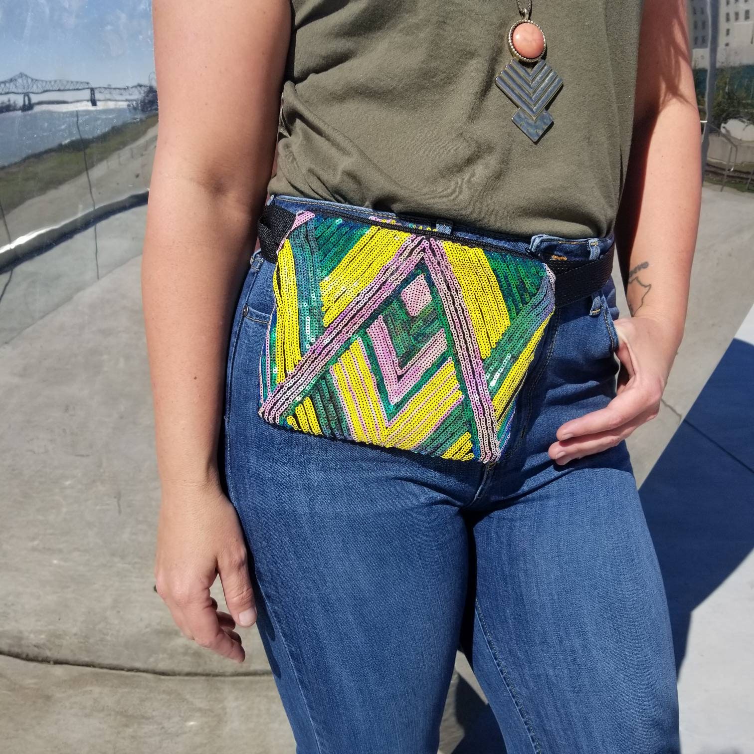 Bauchtasche - Meerjungfrau Pailletten Blättern Viele Farben. Wendbar, Brennender Mann, Raves, Festivals, Tänzer Bauchtasche - Meerjungfrau Pailletten Blättern Viele Farben. Wendbar, Brennender Mann, Raves, Festivals, Tänzer von LoveElectricMess