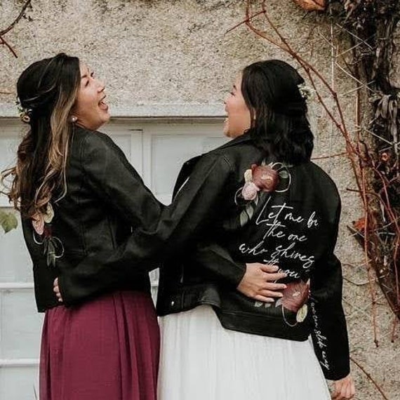 Personalisiertes Design Kunst - Oder Lederjacke, Hochzeitsjacke, Hochzeitsjacke Aus Leder, Florale Individuelle Bilder Mit Handbeschriftung von LoveFromMimosa