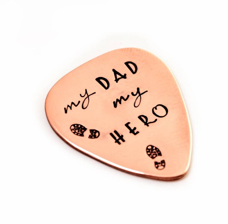 Kupfer Plektrum Schlüsselanhänger, Doppelseitig, Personalisierte Weihnachtsgeschenk Für Papa, Geschenk, Geschenk Mann, Lederhalter, Mann von LoveItPersonalized