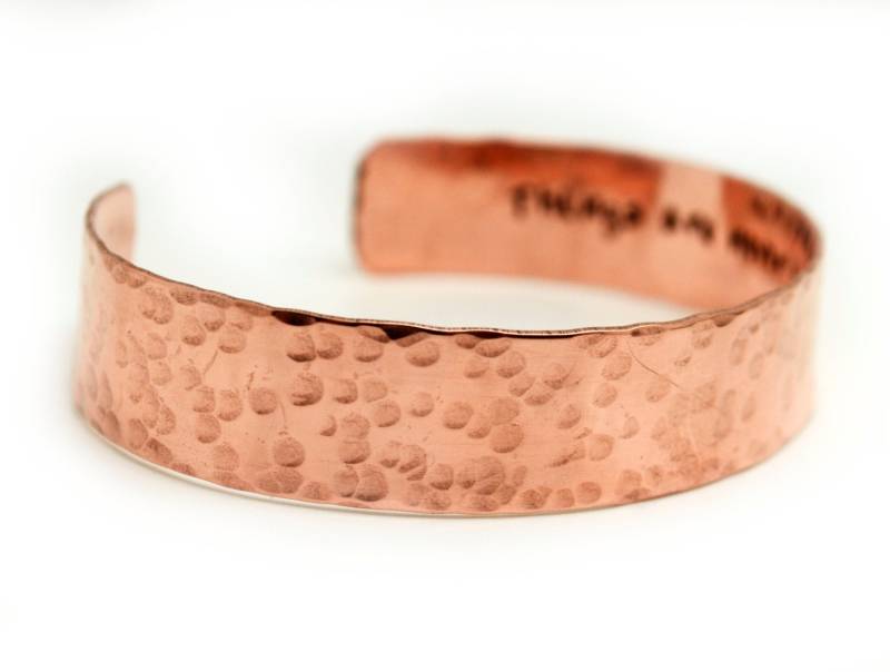 Personalisierte Kupfer Armband, Benutzerdefinierte Manschette Geschenk Für Mutter, Jubiläumsgeschenk von LoveItPersonalized