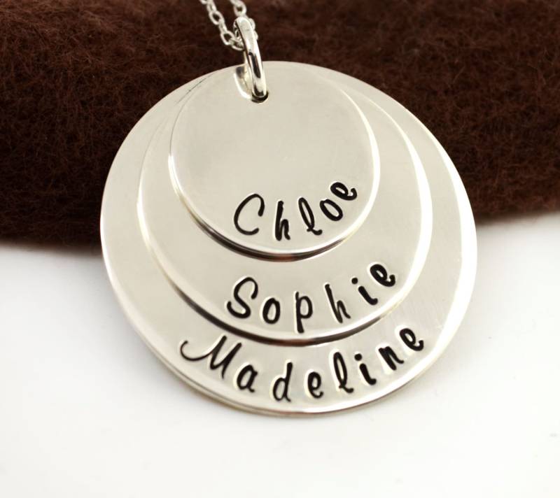 Weihnachtsgeschenk Halskette, Personalisierte Mama Schmuck, Geburtsdaten, Sterling Silber, Geschenk Für Mutter, Großmutter von LoveItPersonalized