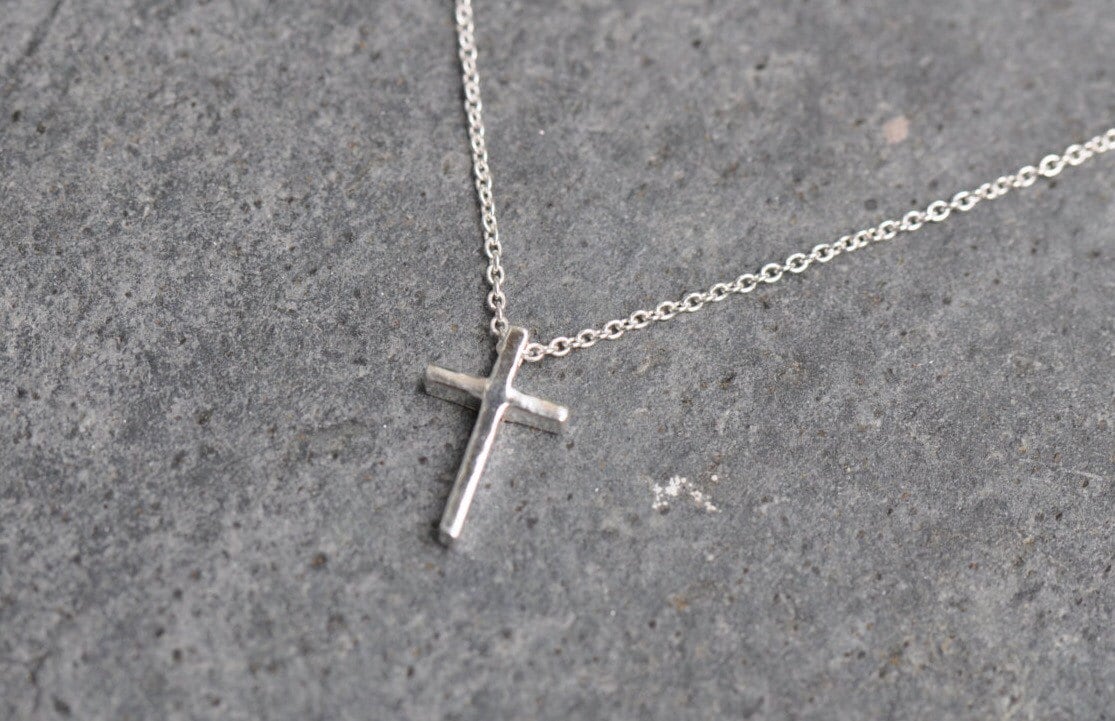 0, 925 Sterling Silber Kreuz Halskette - Zierliche Auf Einer Zarten Silberkette 0, 925 Sterling Silber Kreuz Halskette - Zierliche Auf Einer Zarten Silberkette von LoveJewelryByJ