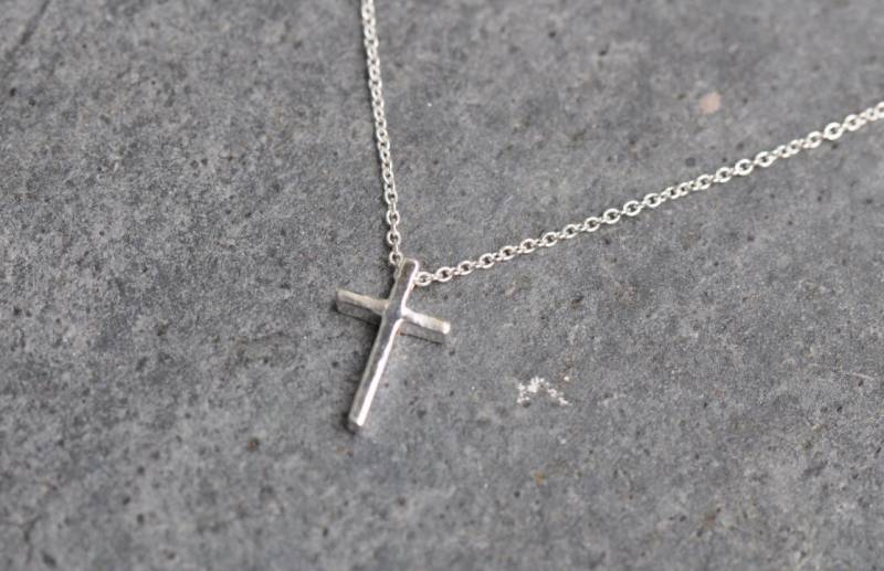 0, 925 Sterling Silber Kreuz Halskette - Zierliche Auf Einer Zarten Silberkette von LoveJewelryByJ