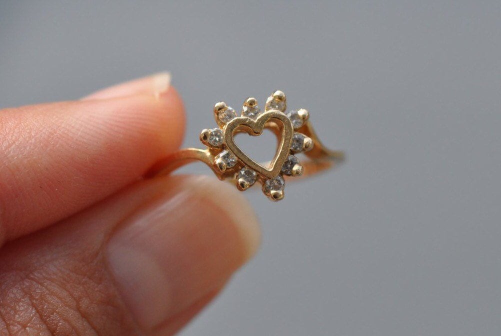 14K Solid Gold Diamant Herz Ring - Vintage Größe 5, 5, Zierlicher 14K Solid Gold Diamant Herz Ring - Vintage Größe 5, 5, Zierlicher von LoveJewelryByJ