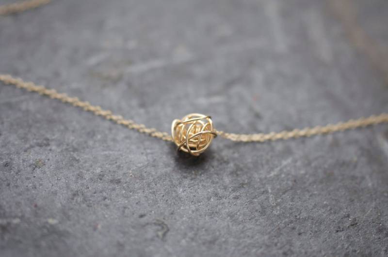 Goldknoten An Goldkette, Liebesknoten Halskette, Liebesknoten, Goldkette von LoveJewelryByJ