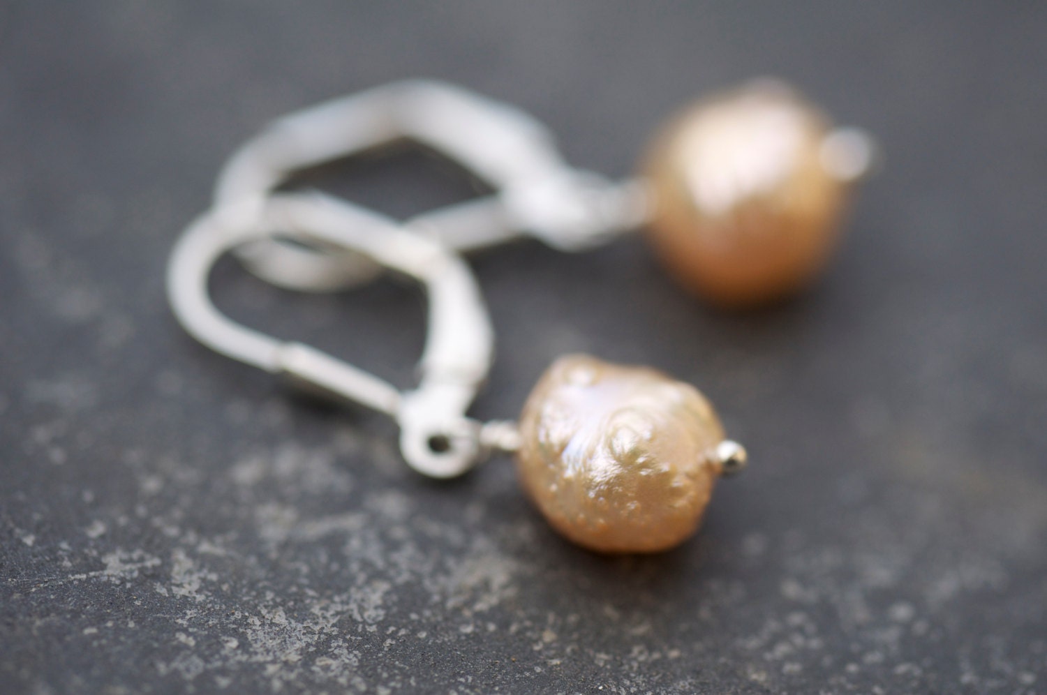 Rosa Perlen Ohrringe, Silber Und Perle Einfache Ohrringe Rosa Perlen Ohrringe, Silber Und Perle Einfache Ohrringe von LoveJewelryByJ