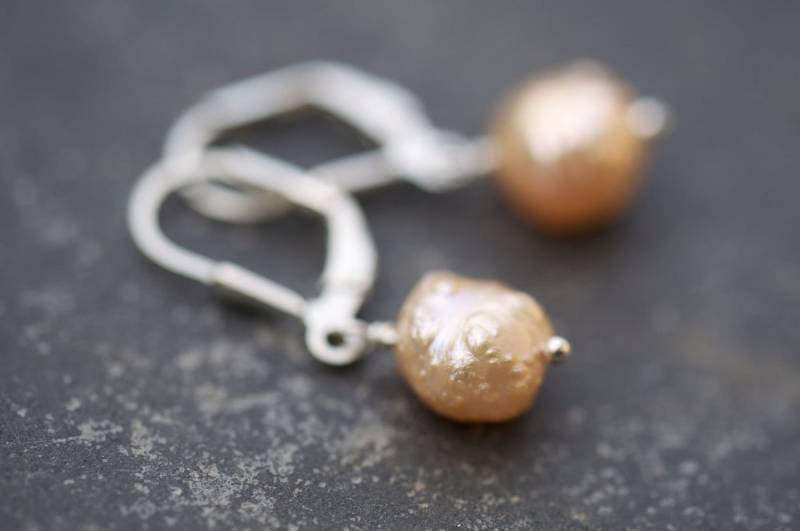 Rosa Perlen Ohrringe, Silber Und Perle Einfache Ohrringe Rosa Perlen Ohrringe, Silber Und Perle Einfache Ohrringe von LoveJewelryByJ