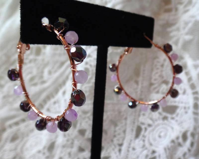 Hell Lila Und Dunkel Perlen Rose Gold Farbe Hoop Ohrringe von LoveMisaStyle