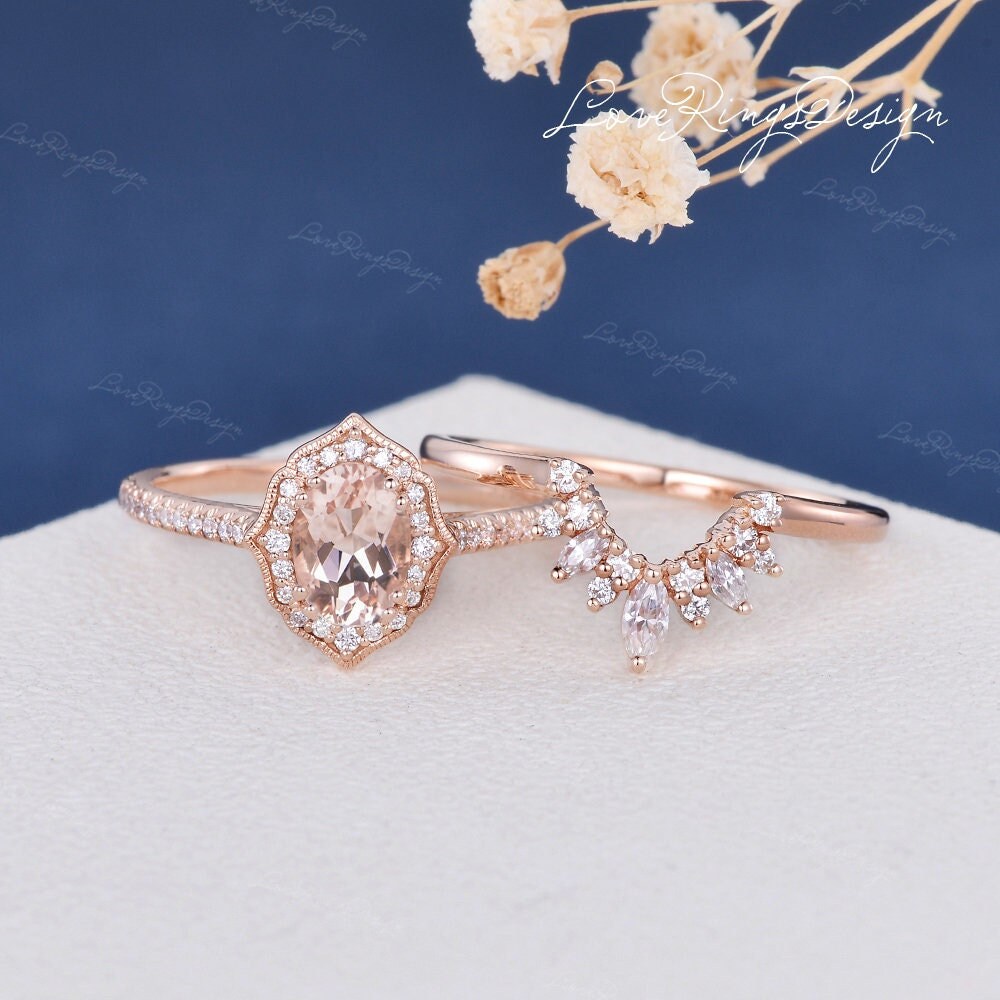 Ovaler Morganit Verlobungsring Rose Gold Halo Antique Stacking Braut Set 2 Stück Ringe Milgrain Paved Band Cluster Marquise Art Deco Frauen von LoveRingsDesign