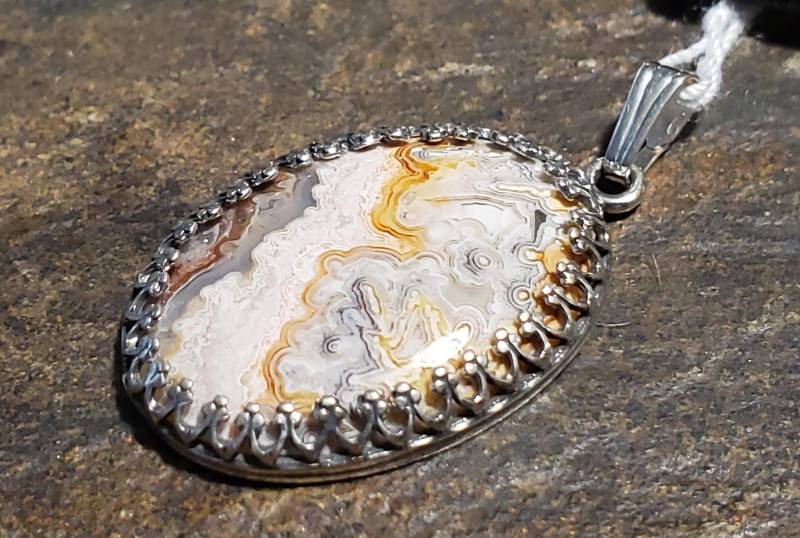 Bunte Crazy Lace Achat in Einfache Montage von LoveRocksLapidary