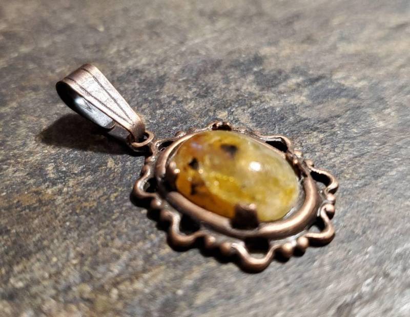 Labradorit in Kupfer Anhänger von LoveRocksLapidary