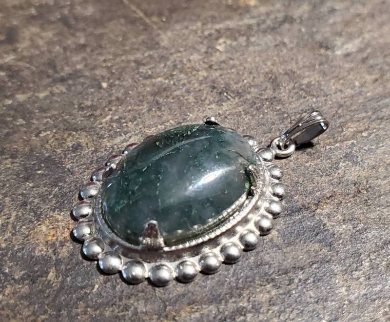 Moos-Agate in Silberrahmen von LoveRocksLapidary