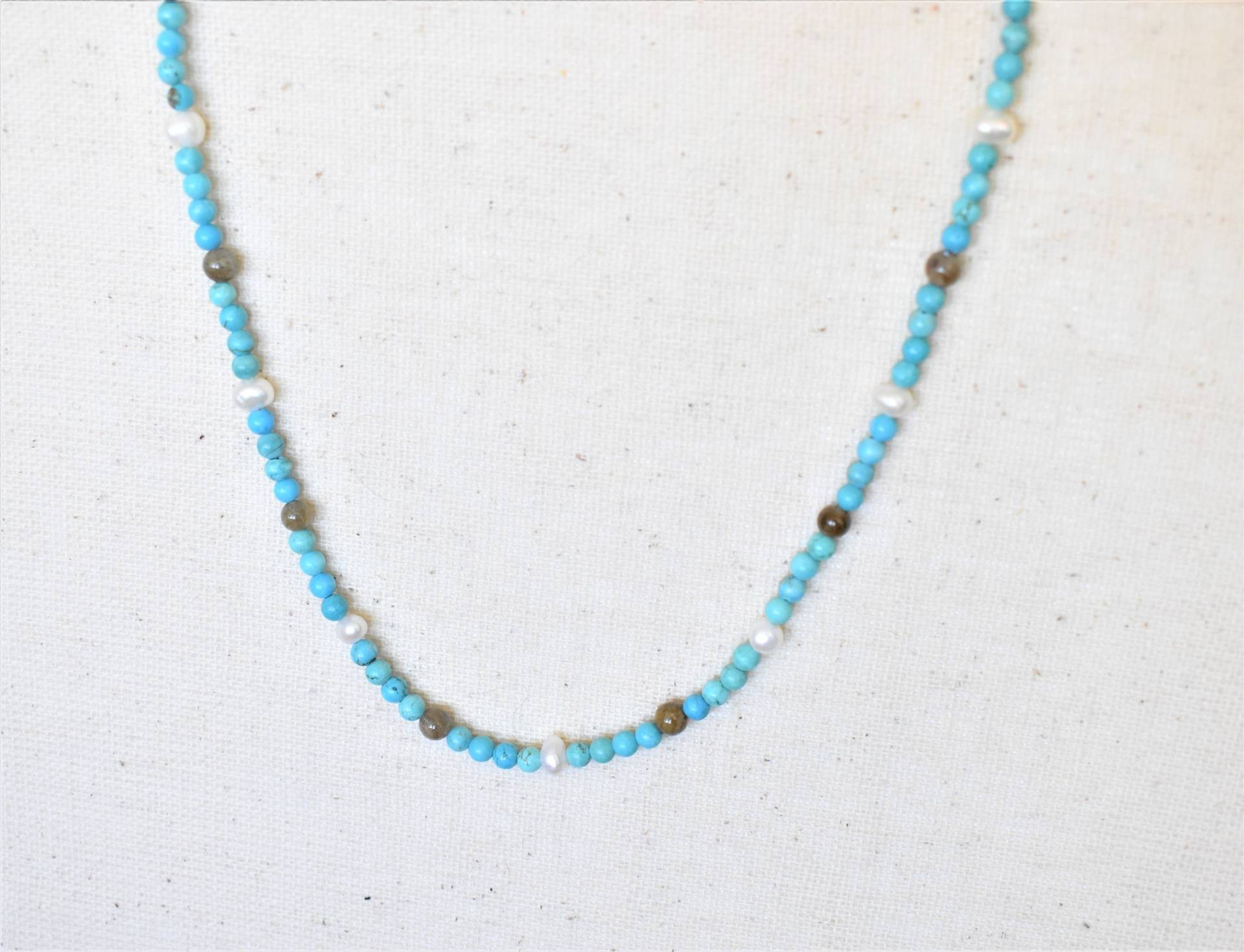 Edelstein Halskette, Türkis Perlen Labradorit, Echte Süßwasserperlen, Sterling Silber, Strand Schmuck Edelstein Halskette, Türkis Perlen Labradorit, Echte Süßwasserperlen, Sterling Silber, Strand Schmuck von LoveRosieJewellery