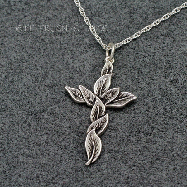 Laurel Leaf Cross, Große, Handgefertigte Christliche Halskette Aus Sterlingsilber, Einschließlich 18 " - 24" Kette Laurel Leaf Cross, Große, Handgefertigte Christliche Halskette Aus Sterlingsilber, Einschließlich 18 " - 24" Kette von LoveSoWide
