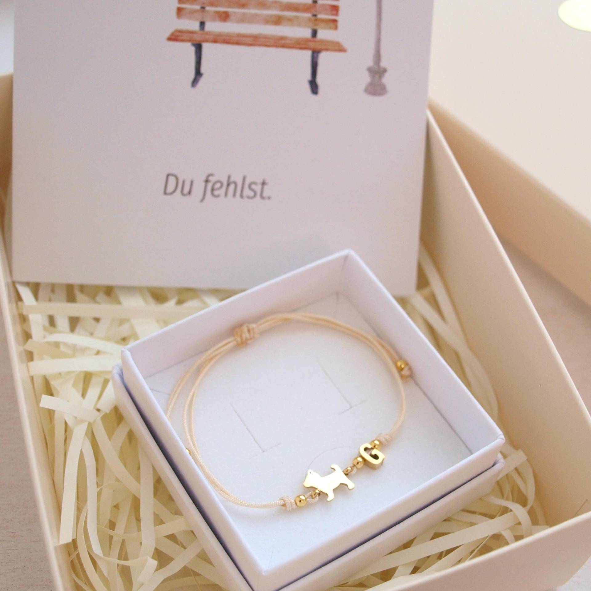 Armband Mit Katze, Personalisiertes Katzenarmband, Buchstabenarmband Individuelles Andenken Haustier Katze Verstorben Geschenkbox Armband Mit Katze, Personalisiertes Katzenarmband, Buchstabenarmband Individuelles Andenken Haustier Katze Verstorben Geschenkbox von LoveStatementNet