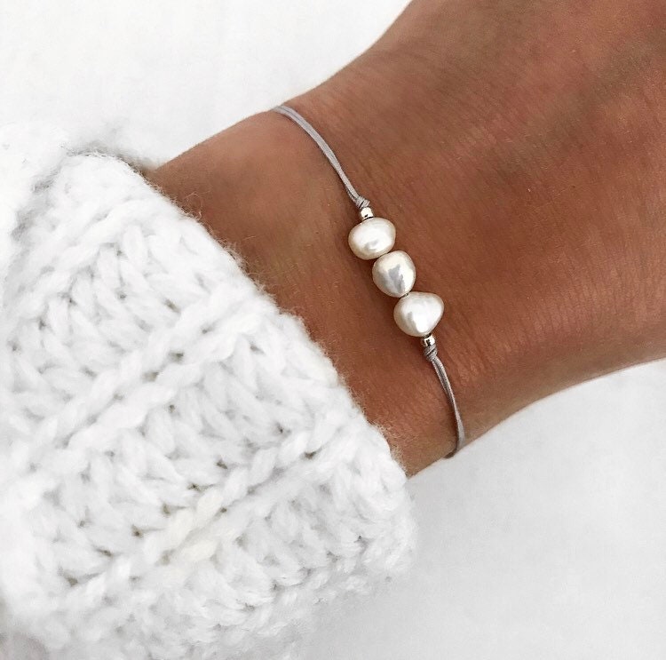 Armband Süßwasserperlen Perlmutt Silber Rosé Gold Filigran Band Grau von LoveStatementNet