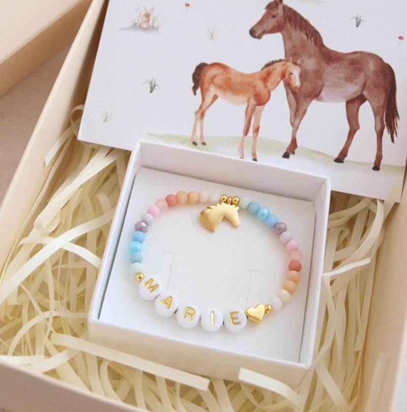 Kinderarmband Pferd Personalisiertes Geschenk Individuell Pferdefreundin Pferdemädchen Pferdebesitzer Mädchen Reiten Reiterin Pferdefan von LoveStatementNet