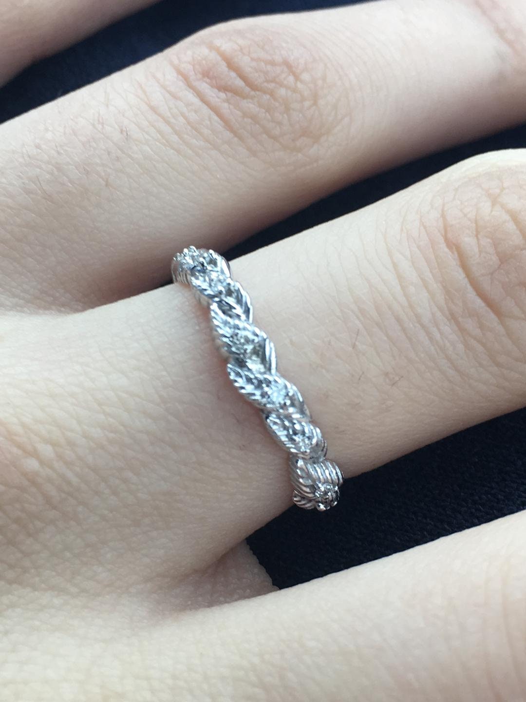 Handgemachter 14K Weißgold Diamant Elven Blatt Eternity Ring Handgemachter 14K Weißgold Diamant Elven Blatt Eternity Ring von LoveStatue