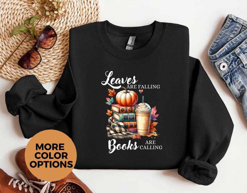 Booklover Sweater, Bookworm Gift, Pumpkin Spice Cozy Fall Autumn Fashion, Retro von LoveSuDesignShop