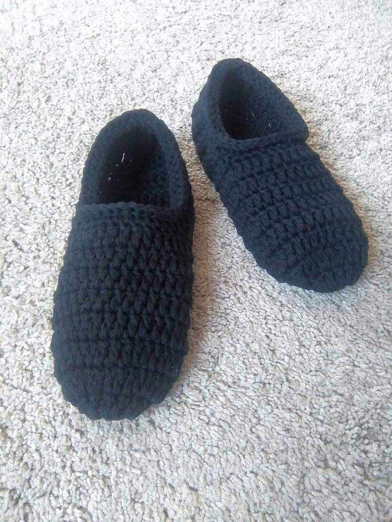 Schwarze Hausschuhe, Gehäkelte Hausschuhe Für Männer, Frauen, Baumwollhausschuhe, Schwarze Bio-Baumwollhausschuhe Schwarze Hausschuhe, Gehäkelte Hausschuhe Für Männer, Frauen, Baumwollhausschuhe, Schwarze Bio-Baumwollhausschuhe von LoveTakesCare