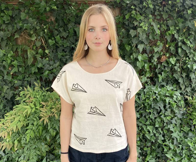 Paper Airplane Print T-Shirt - Weiß von LoveToLoveYou