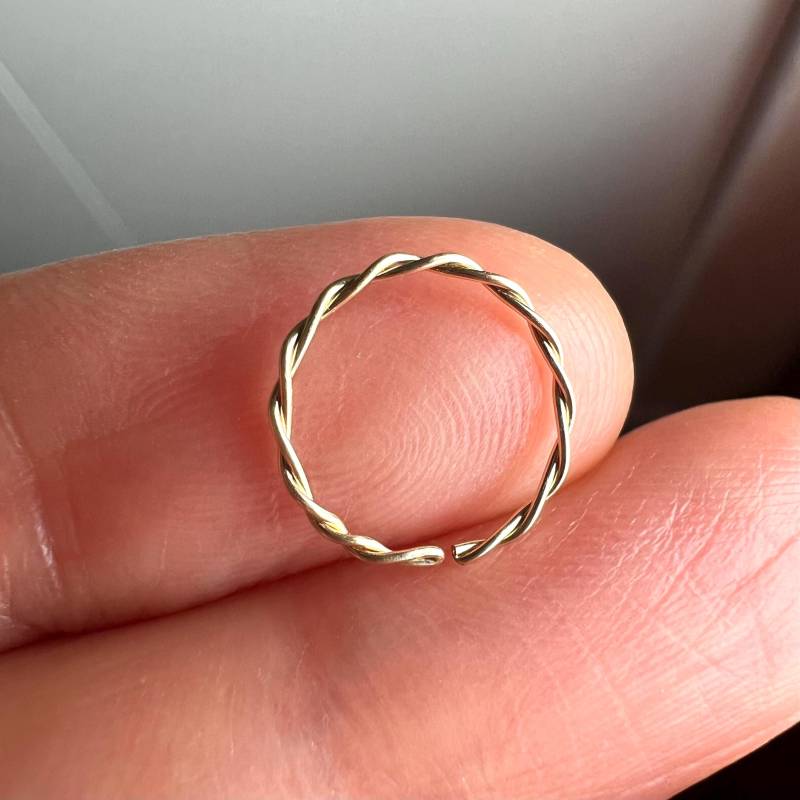 Geflochtener Sterling Silber Nasenring 14K Gold Filled Twisted Ohrring von LoveYi
