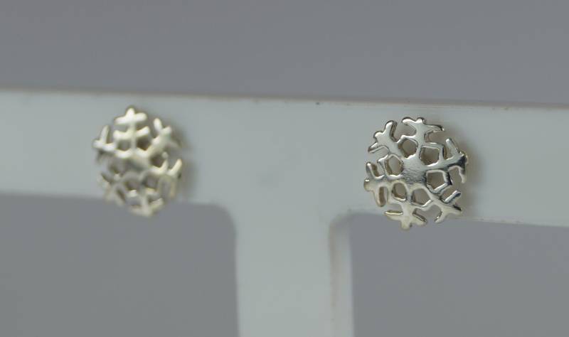 Weihnachten Schneeflocke Ohrringe, Sterling Silber Ohrstecker Weihnachten Schneeflocke Ohrringe, Sterling Silber Ohrstecker von LoveYourJewellery