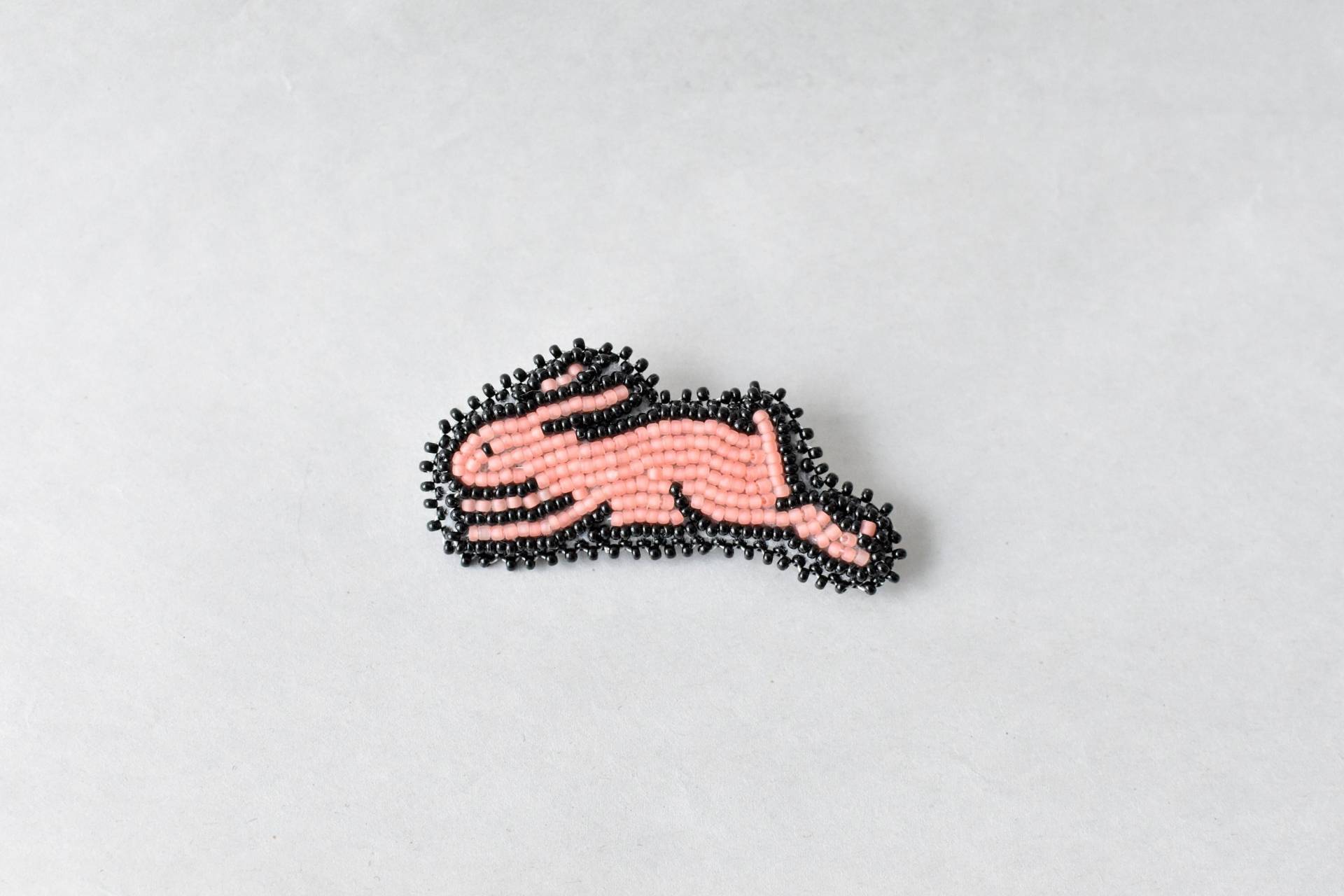 Hase Seed Bead Pin | Gah, Glück von LoveabellStudio