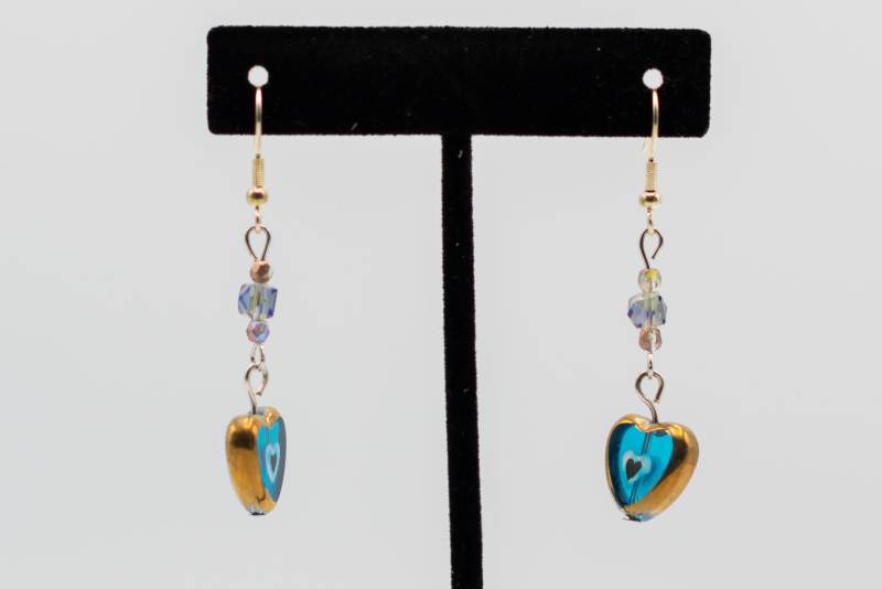 Blaues Herz Glas Ohrringe Blaues Herz Glas Ohrringe von LovedByAllStudio