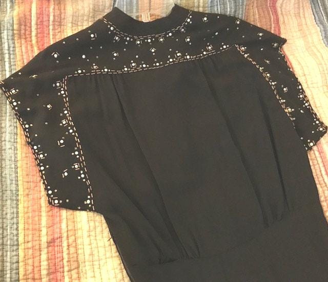 1940Er Jahre Perlen Schwarzes Krepp Kleid - Vintage Abendkleid 1940Er Jahre Perlen Schwarzes Krepp Kleid - Vintage Abendkleid von LovedandUsedVintage