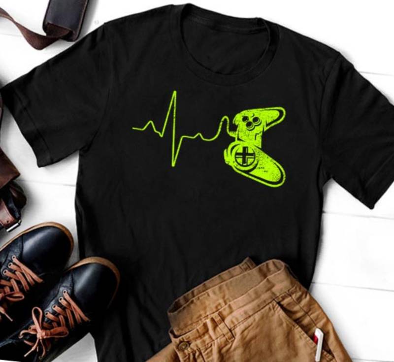 Gamer Herzschlag T-Shirt | Videospiel-Liebhaber-Geschenk-Shirt Kurzärmeliges Unisex-T-Shirt, Tank Top, Sweatshirt, Hoodie von LoveelyShop