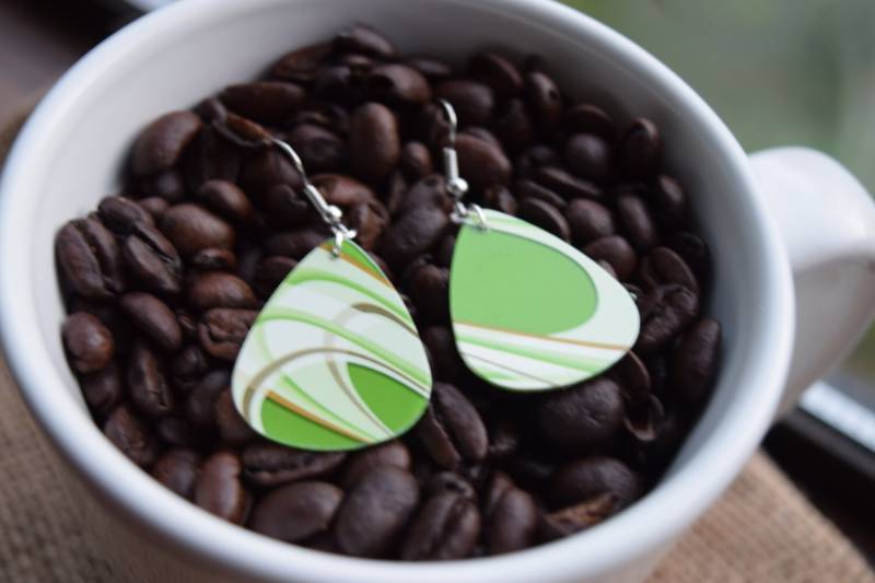 Recycelte Starbucks Card Ohrringe Recycelte Starbucks Card Ohrringe von LoveforSeattle