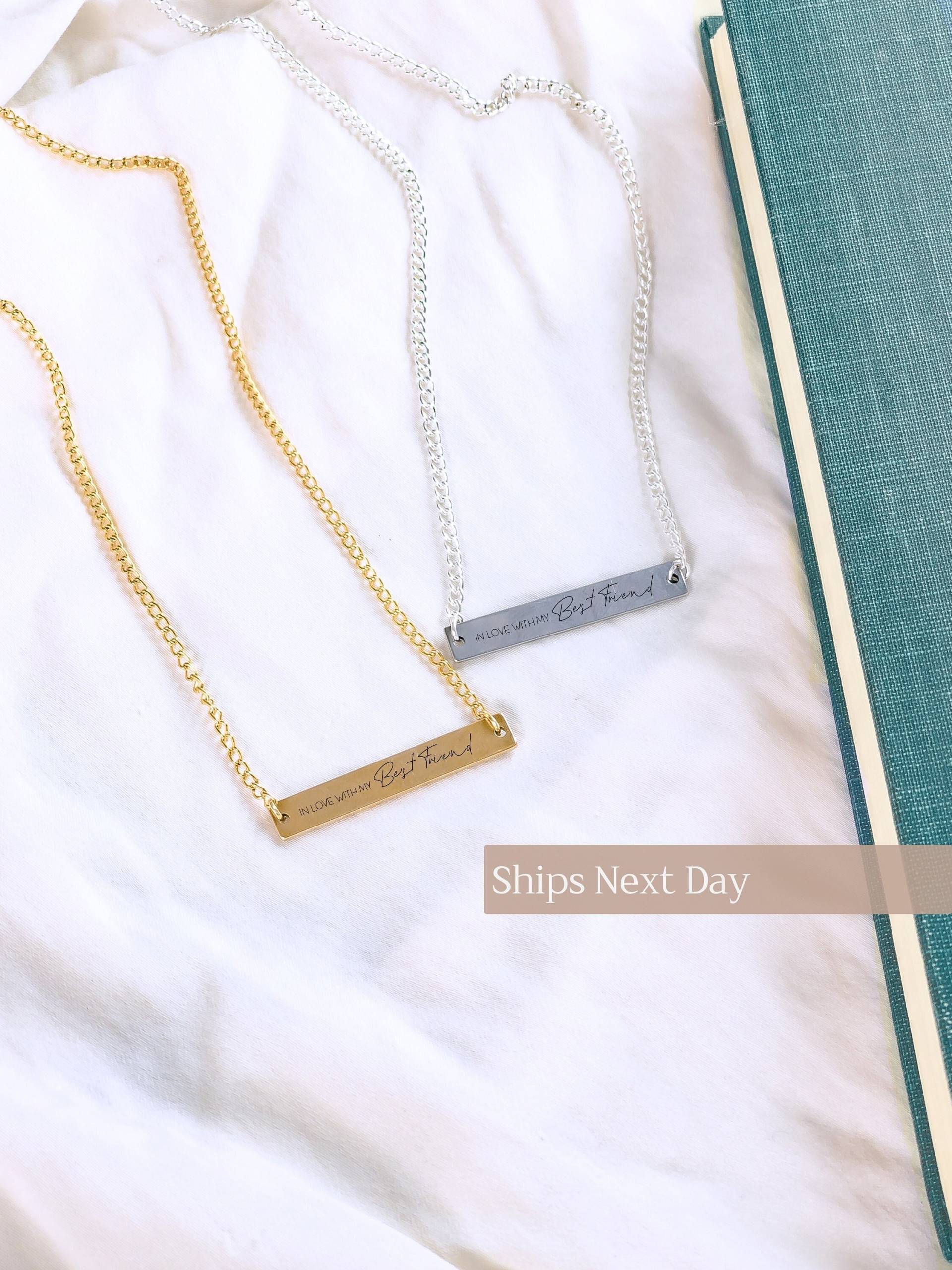In Love With My Best Friend Halskette - Jahrestagsgeschenk Freundin Geschenk Personalisierte Paare In Love With My Best Friend Halskette - Jahrestagsgeschenk Freundin Geschenk Personalisierte Paare von LovelaceDesignShop